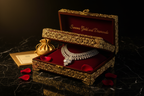 Swarna Gold and Diamonds – Grand Packaging with Imperial Diamond Necklace