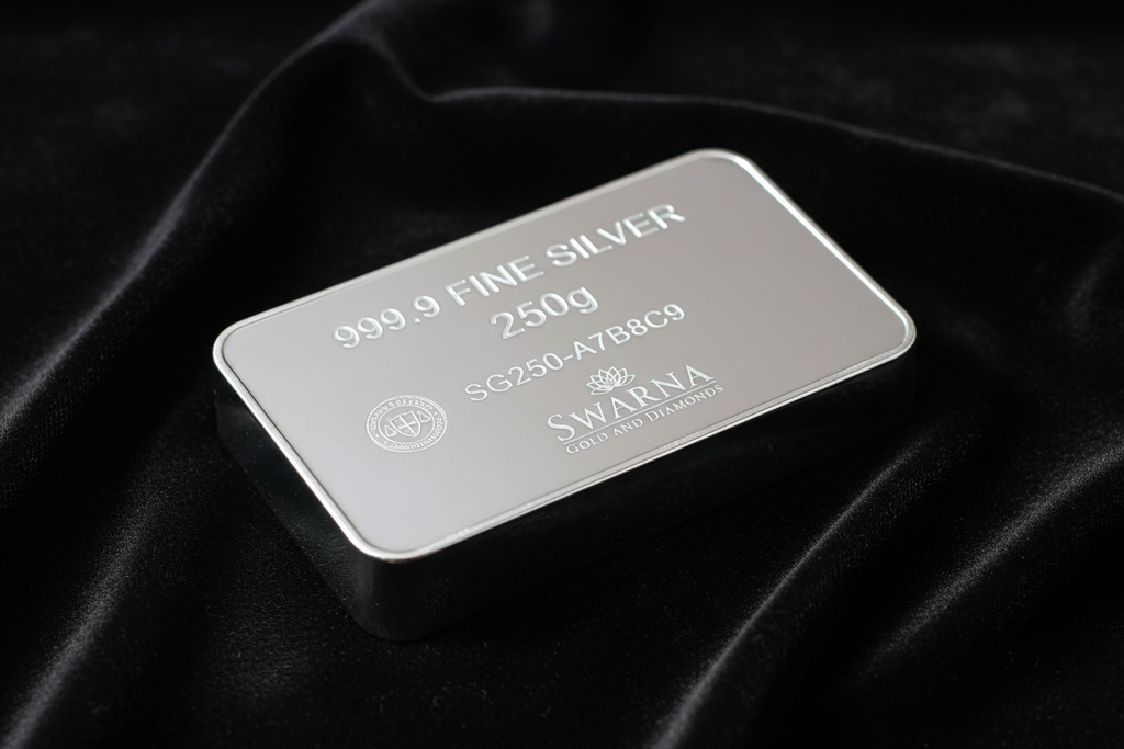 Back view of Swarna 250g Fine Silver Bar with hallmark and serial number